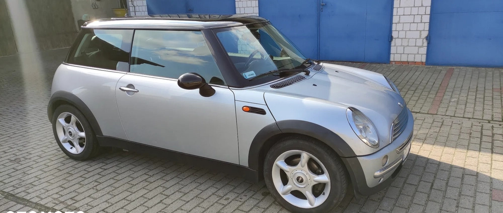 MINI Cooper cena 11000 przebieg: 288752, rok produkcji 2001 z Kluczbork małe 631